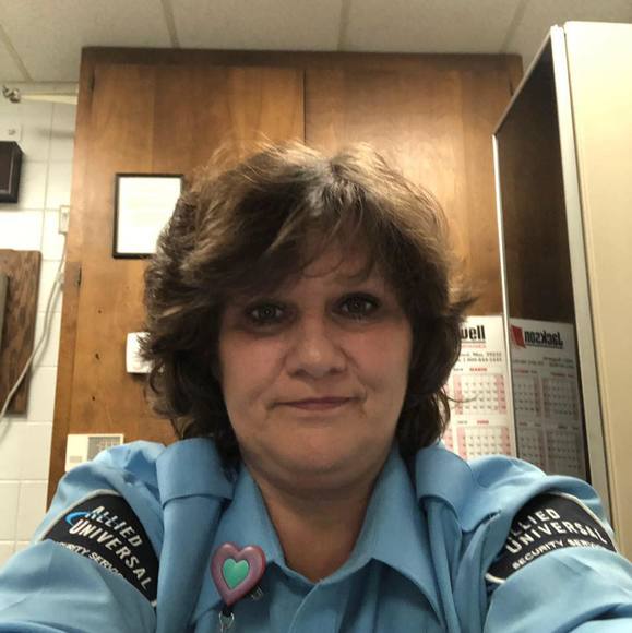 Meet your Posher, Tracy - Picture 1 of 1